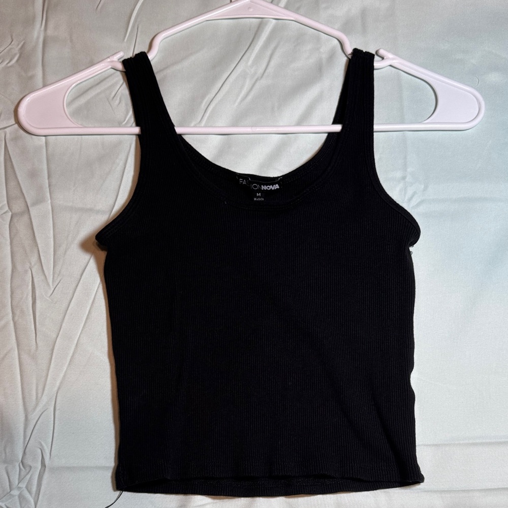 Black Ribbed Crop Top